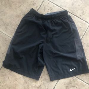 Nike Men’s Dri-fit Black Shorts Vented Medium